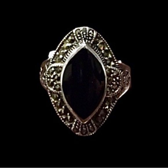Vintage Marquise Cut Black Onyx Cabochon Sterling Silver & Marcasite Ring Sz 9.5 - Picture 13 of 13